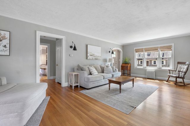 12 Ayer Street, Nashua, NH 03064