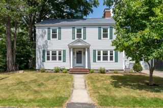 12 Ayer Street, Nashua, NH 03064