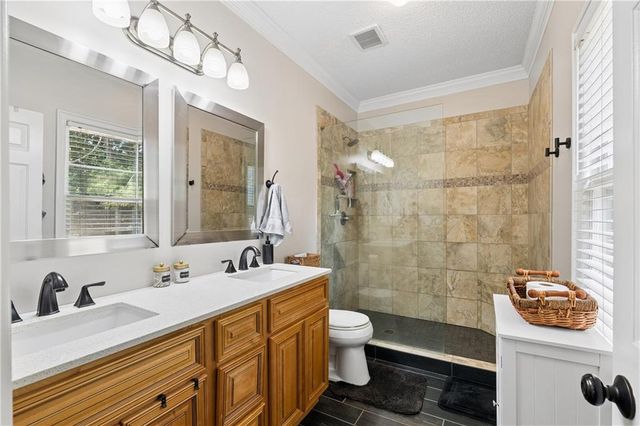 100 Weatherburne Drive, Roswell, GA 30076
