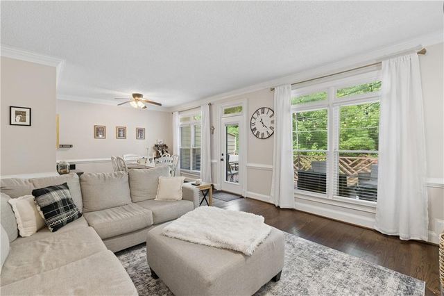 100 Weatherburne Drive, Roswell, GA 30076