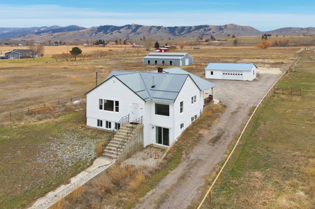 621 Skalkaho Hwy, Hamilton, MT 59840