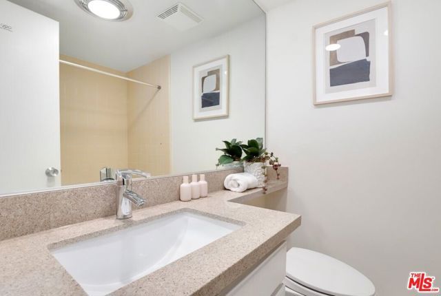 848 Lincoln Boulevard A, Santa Monica, CA 90403