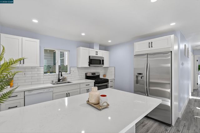 3112 Florida Ave, Richmond, CA 94804