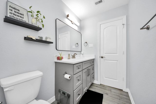 834 Ellington Street, Houston, TX 77088