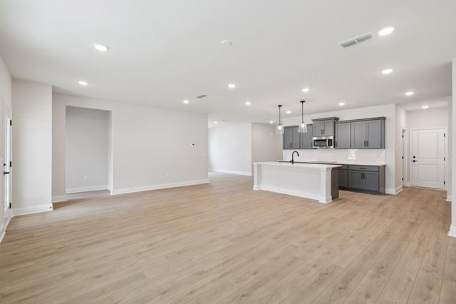 320 Stonehaus Circle, Antioch, TN 37013