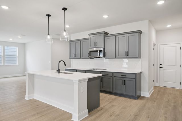 320 Stonehaus Circle, Antioch, TN 37013