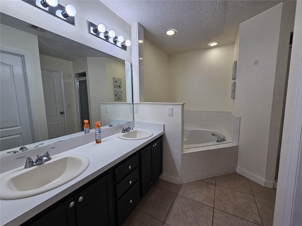 Image 19 of property listing at 8825 KENSINGTON COURT, Kissimmee, FL 34747