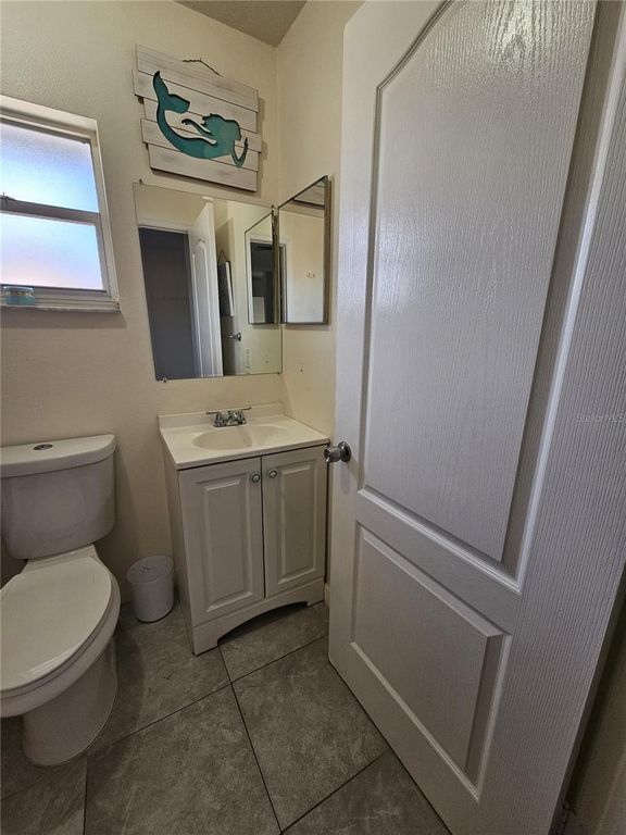 Image 3 of property listing at 8825 KENSINGTON COURT, Kissimmee, FL 34747