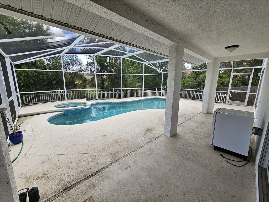 Image 21 of property listing at 8825 KENSINGTON COURT, Kissimmee, FL 34747