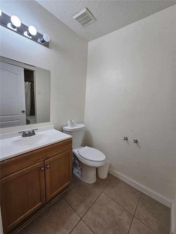 Image 23 of property listing at 8825 KENSINGTON COURT, Kissimmee, FL 34747