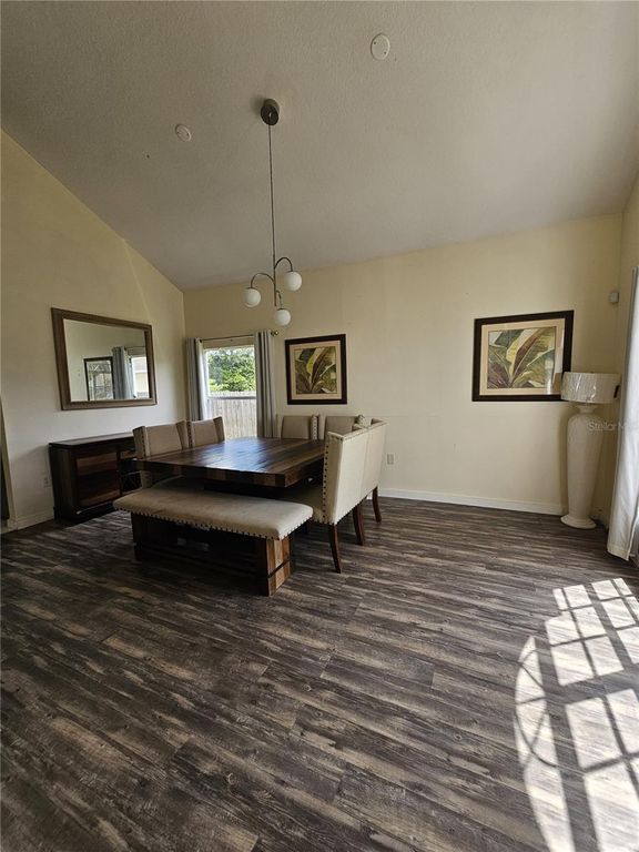 Image 30 of property listing at 8825 KENSINGTON COURT, Kissimmee, FL 34747