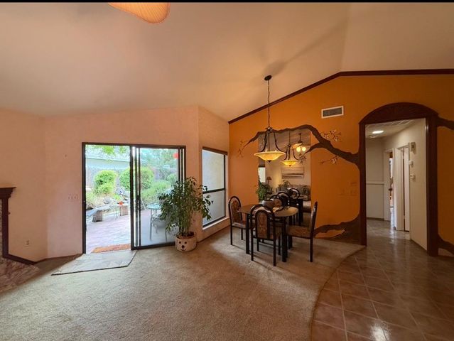 7128 Heather Tree Dr, Sacramento, CA 95842