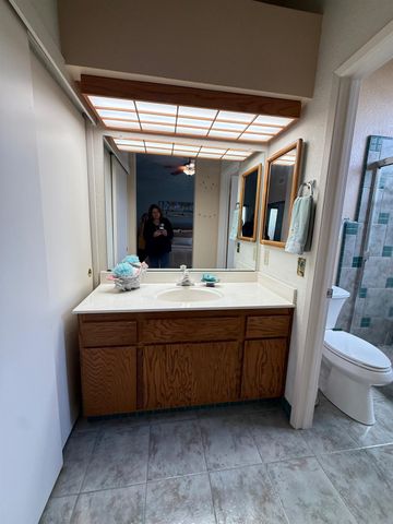 7128 Heather Tree Dr, Sacramento, CA 95842