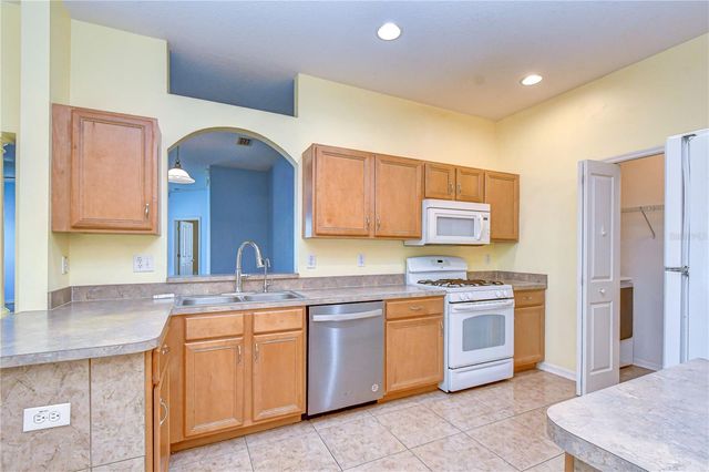 31501 SHAKER CIRCLE, Wesley Chapel, FL 33543
