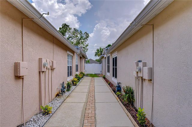 31501 SHAKER CIRCLE, Wesley Chapel, FL 33543