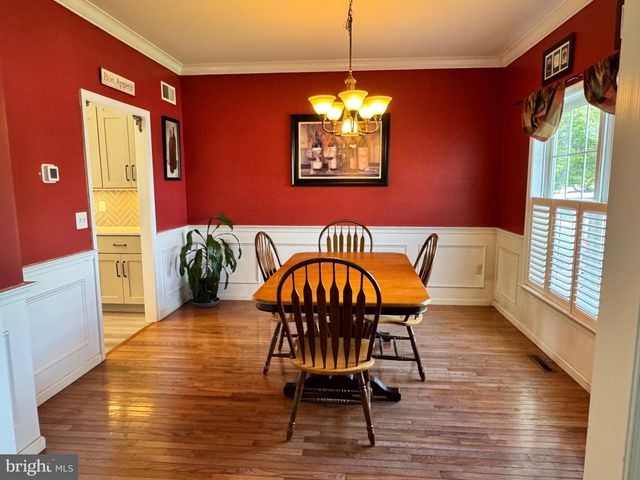 14 MANOR CIR, Palmyra, PA 17078