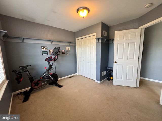 14 MANOR CIR, Palmyra, PA 17078