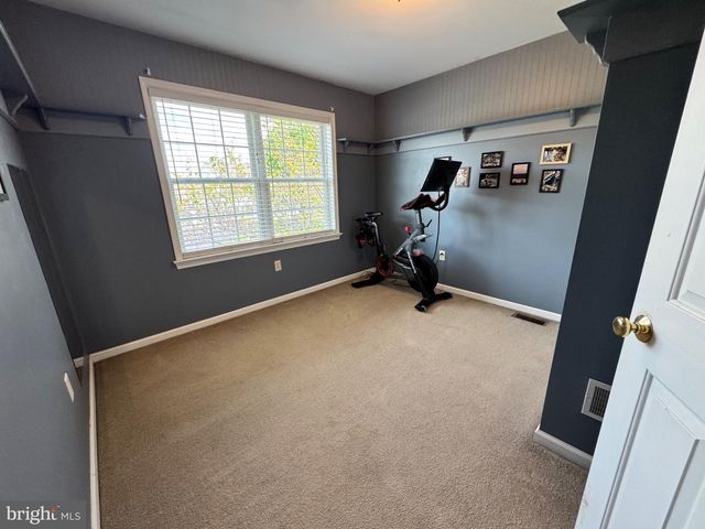 14 MANOR CIR, Palmyra, PA 17078