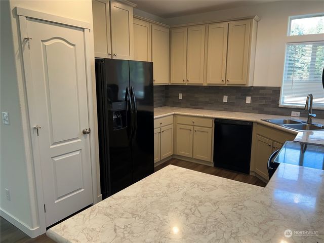 3371 SE Bielmeier Road #80, Port Orchard, WA 98367