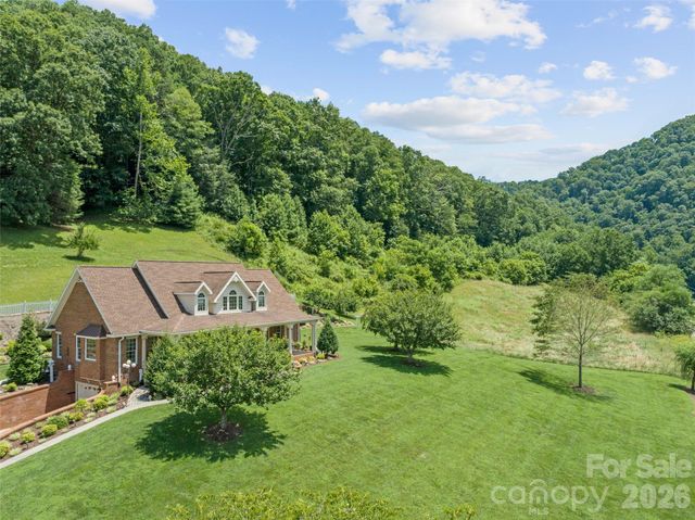 38 Peterson Lane, Green Mountain, NC 28740