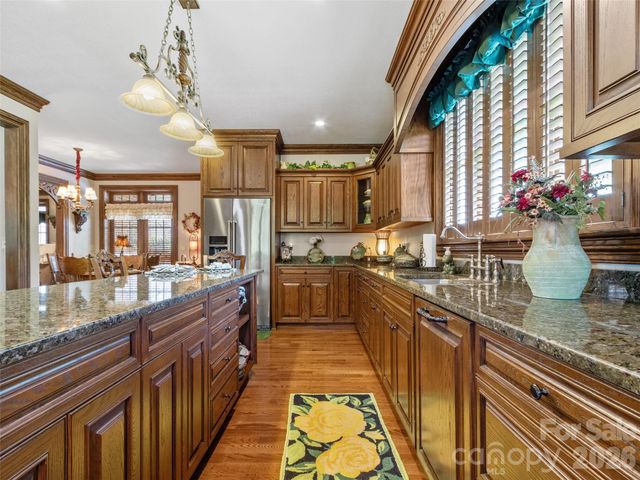 38 Peterson Lane, Green Mountain, NC 28740