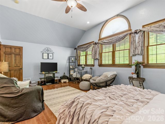 38 Peterson Lane, Green Mountain, NC 28740