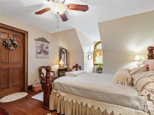 38 Peterson Lane, Green Mountain, NC 28740