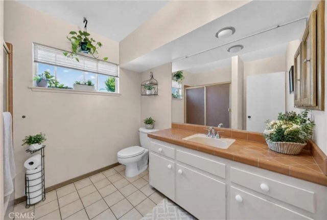 130 Wagonwheel Road, Glendora, CA 91741