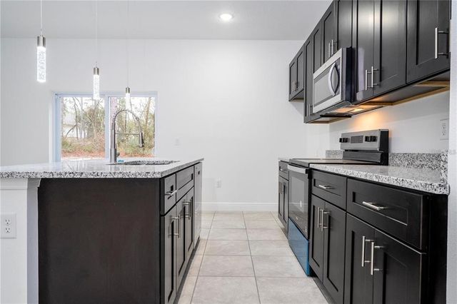 9809 N SWANEE TERRACE, Dunnellon, FL 34433