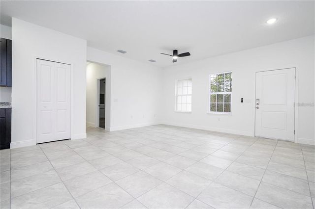 9809 N SWANEE TERRACE, Dunnellon, FL 34433