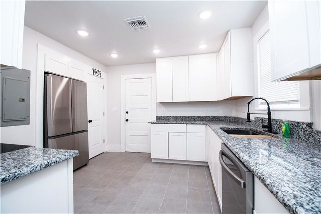 1813 22nd Avenue, Vero Beach, FL 32960