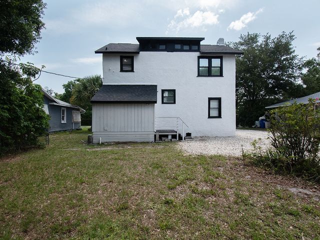 1813 22nd Avenue, Vero Beach, FL 32960