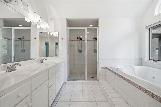 10129 Eden Prairie Road, Eden Prairie, MN 55347