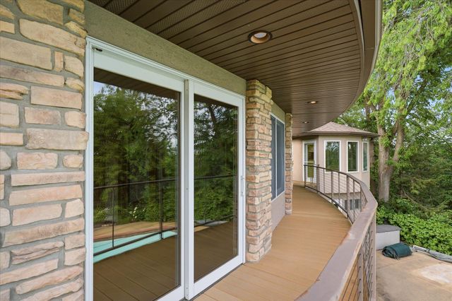 10129 Eden Prairie Road, Eden Prairie, MN 55347