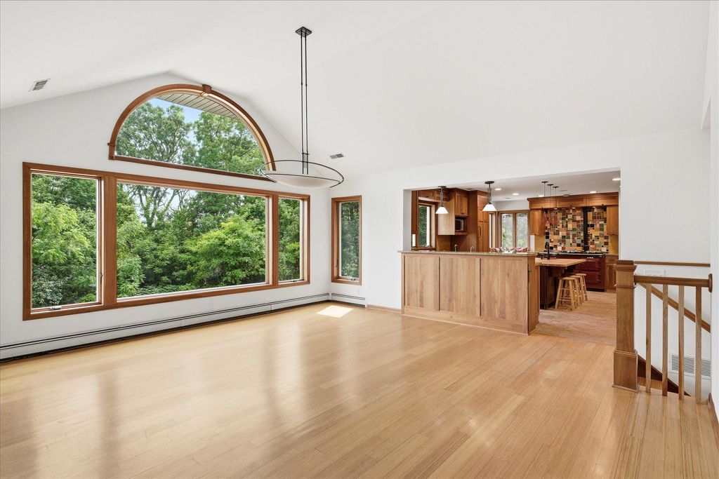 10129 Eden Prairie Road, Eden Prairie, MN 55347 — photo 5