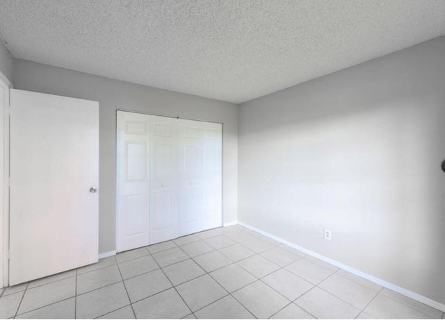 5900 NW 17th Place 103, Sunrise, FL 33313