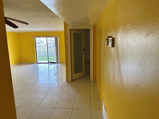 5900 NW 17th Place 103, Sunrise, FL 33313