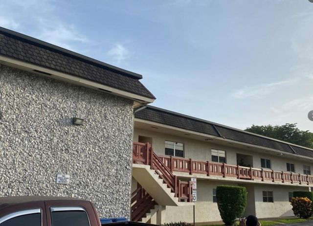 5900 NW 17th Place 103, Sunrise, FL 33313