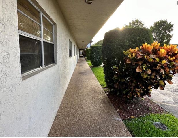 5900 NW 17th Place 103, Sunrise, FL 33313