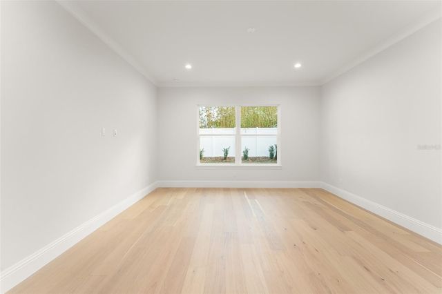 119 N GLENWOOD AVENUE, Orlando, FL 32803