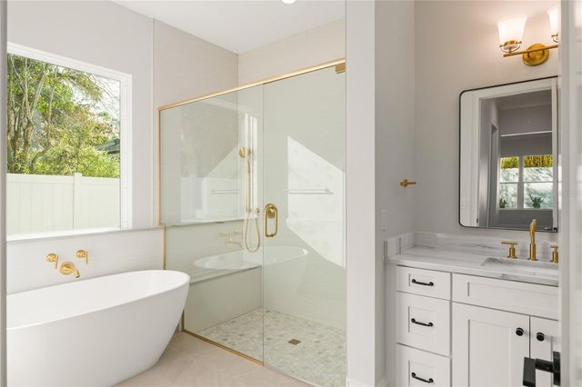 119 N GLENWOOD AVENUE, Orlando, FL 32803