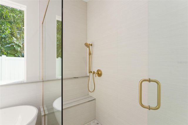 119 N GLENWOOD AVENUE, Orlando, FL 32803