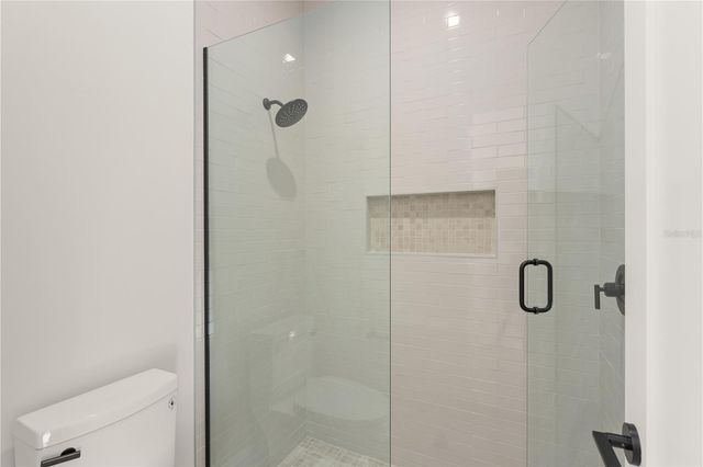 119 N GLENWOOD AVENUE, Orlando, FL 32803