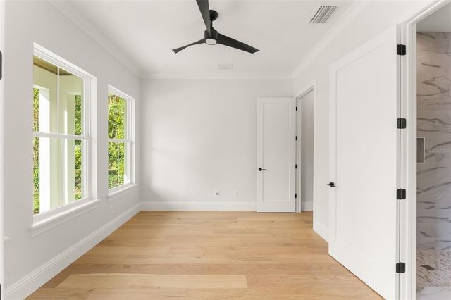 119 N GLENWOOD AVENUE, Orlando, FL 32803