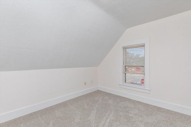 7 Cox Ct, Beverly, MA 01915