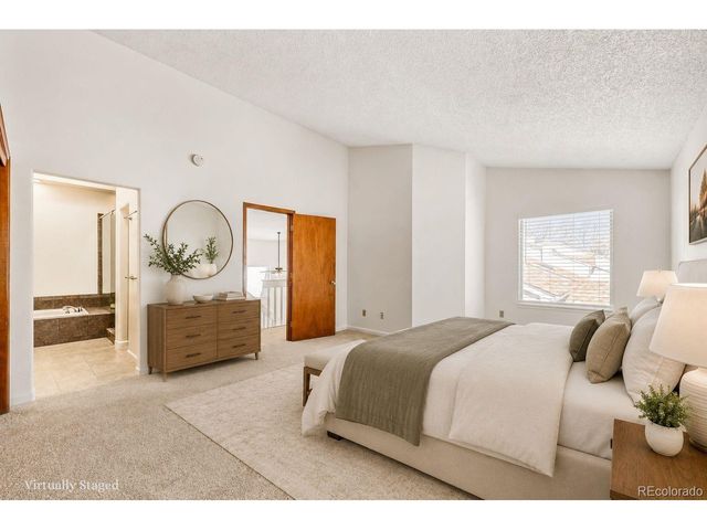4927 S Eagle Cir, Aurora, CO 80015