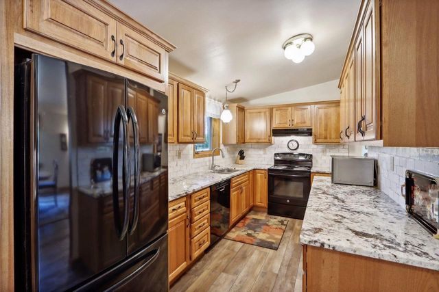 W11027B County Road O, Portage, WI 53901