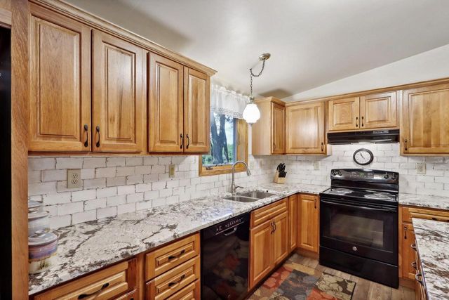 W11027B County Road O, Portage, WI 53901