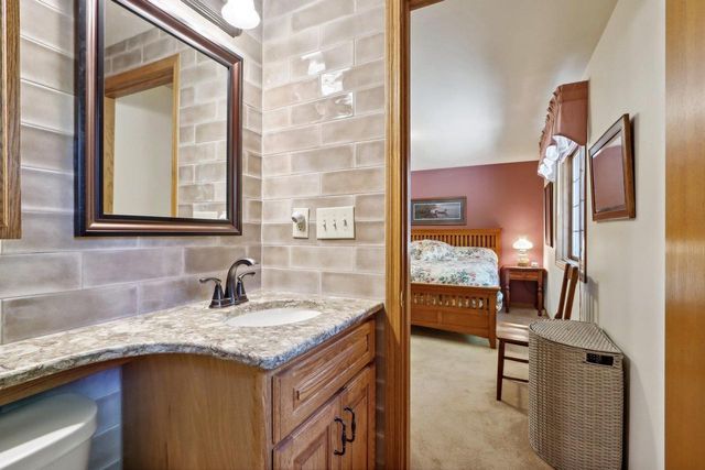 W11027B County Road O, Portage, WI 53901
