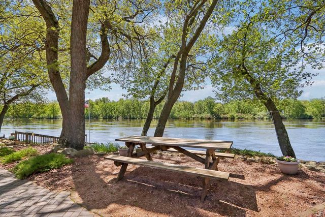 W11027B County Road O, Portage, WI 53901